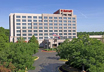 Everyone Wins this Spring with the Family Attractions Package at St. Louis Marriott West