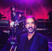 <strong>Mark Begelman -With Joan Jett</strong>