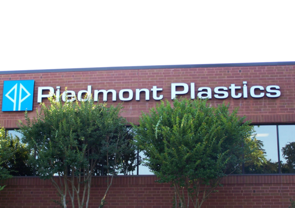 Piedmont Plastics Earns Multiple Awards for Excellence in 2017