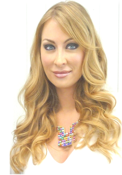 Keeping Up with Actress Jillie Reil