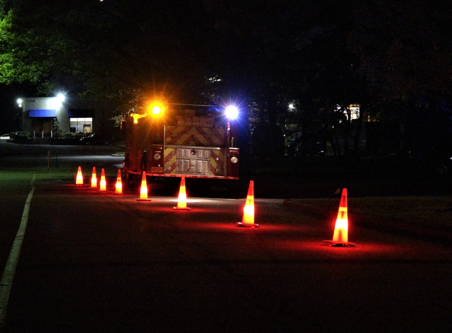 BEACON4LIFE Warning Beacon/Flashlight Introducing the Safe and