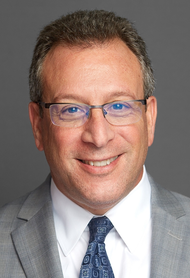 Richard J. Rosenblum Recognized for Excellence in Law