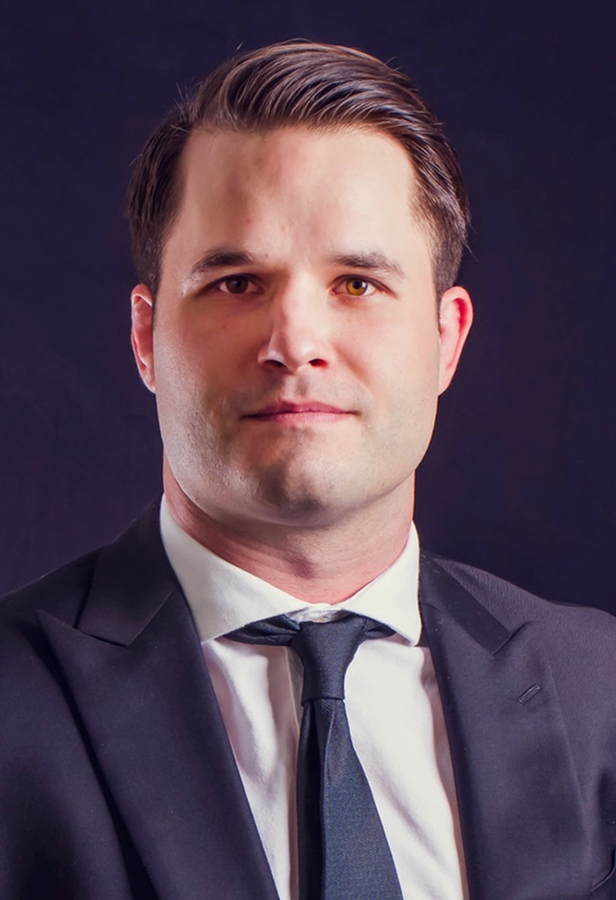 Zachary Enlow, Esq. Recognized by Marquis Who's Who for Excellence in Law