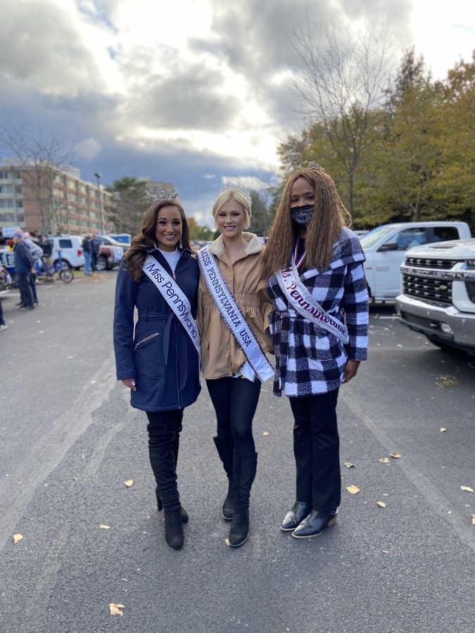 Former Beauty Queen & Royal Letter Recipient Maria Frisby, a VIP in the