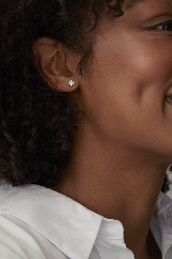 Discover Lightbox Lab Grown Diamond Jewelry at BENARI JEWELERS