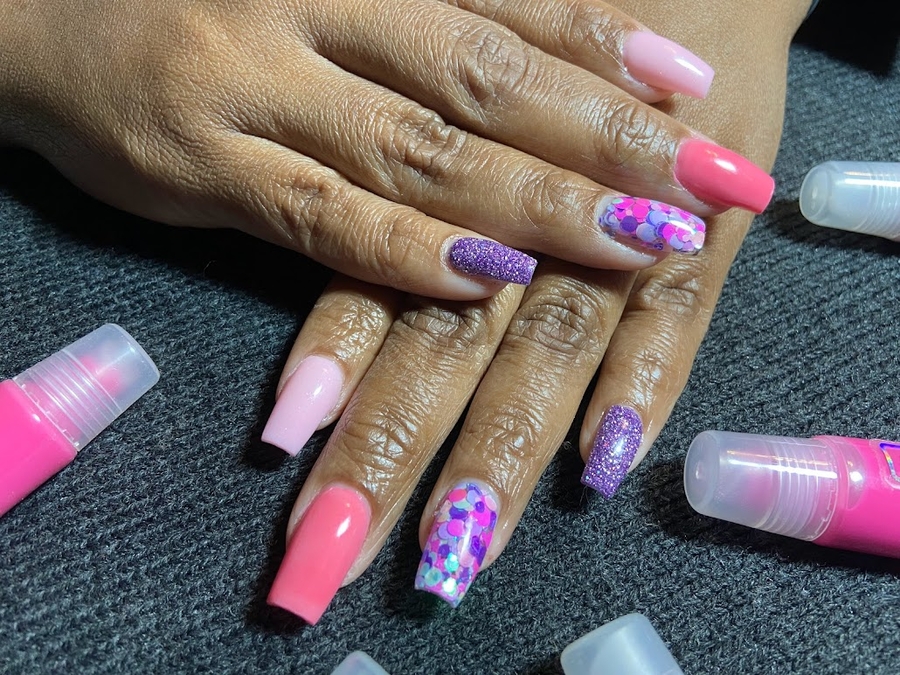 At Pretty Simple Nails, Nail Artist Liz Griffin Calls It Nail Therapy