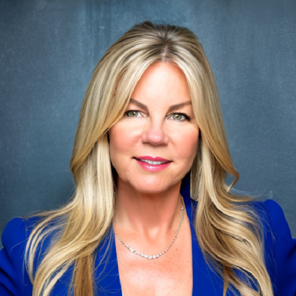 Marquis Who's Who Honors Suzanne Rae Henthorn for Expertise in Health Care