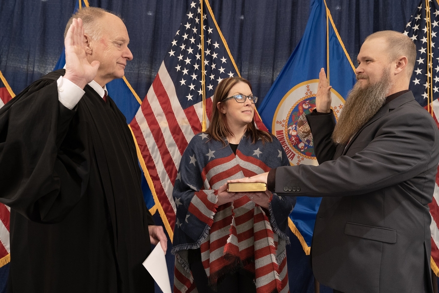 জালিয়াতি ও দুর্নীতির শীর্ষে