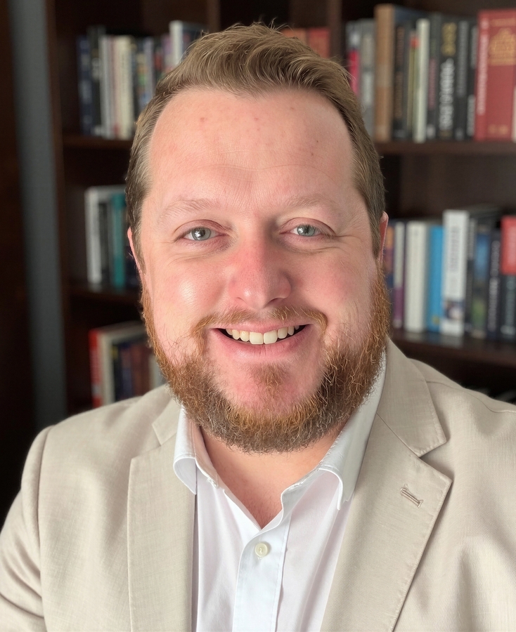 Aaron Counterman Commended for Expertise in Entertainment and Video Technology