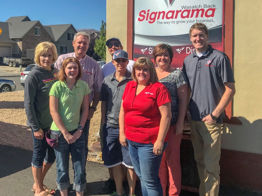 Signarama® Midway Exceeds $100,000 Benchmark in Business in One Month