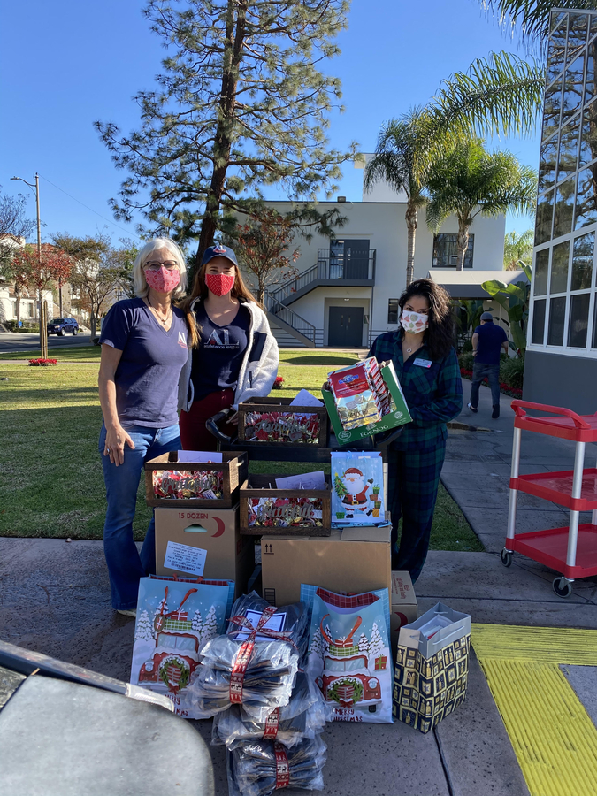 Assistance League of Santa Ana Gives Nearly 150 Families A Happier New Year