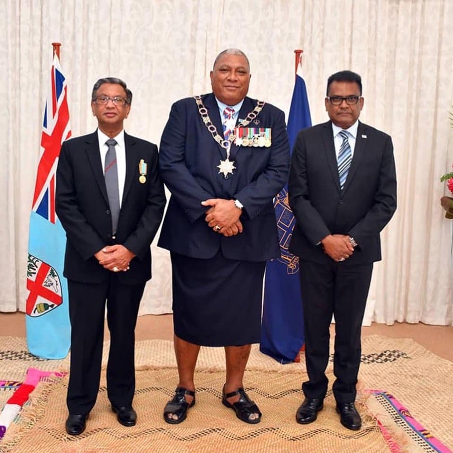 Vinod Bhindi of Bhindi Jewelers Received a Distinguished Award from Fiji’s President