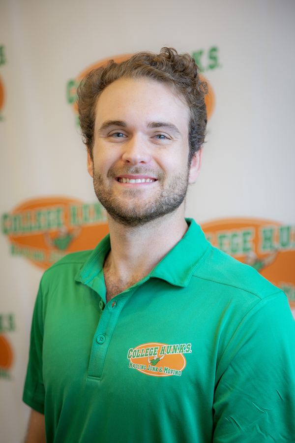 Will Sullivan of College HUNKS Hauling Junk and Moving® Wins Franchise Rock Star Award