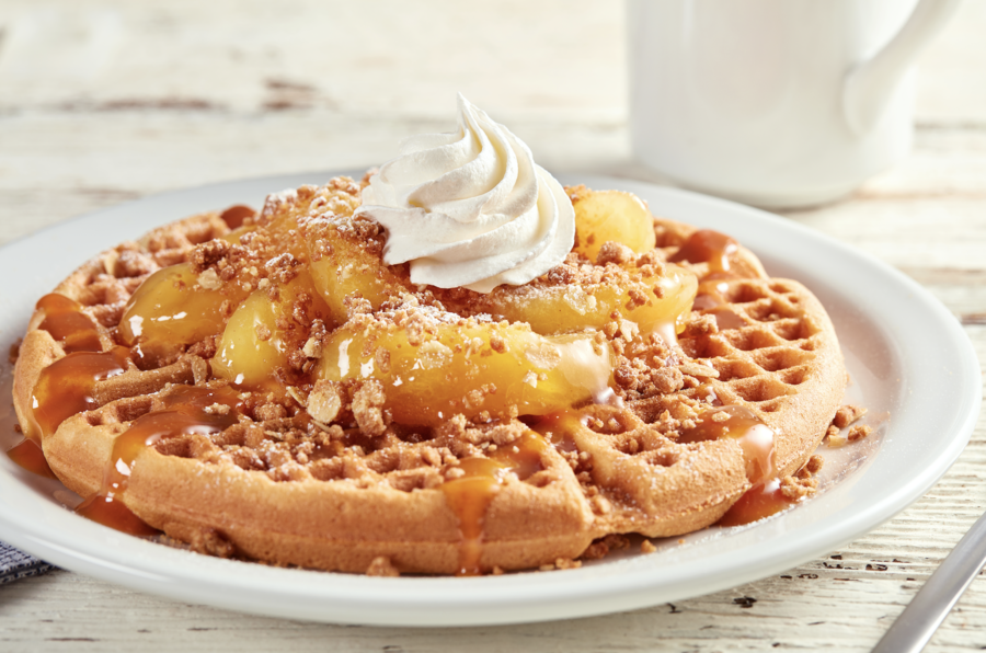 Huddle House Introduces New Apple Streusel Breakfast Platters