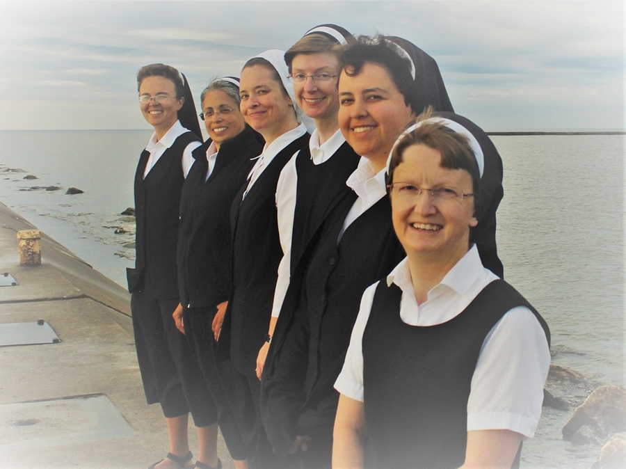 National Vocation Awareness Week: Franciscan Sisters Offer Discernment Retreats and Resources for Catholic Women 20-35
