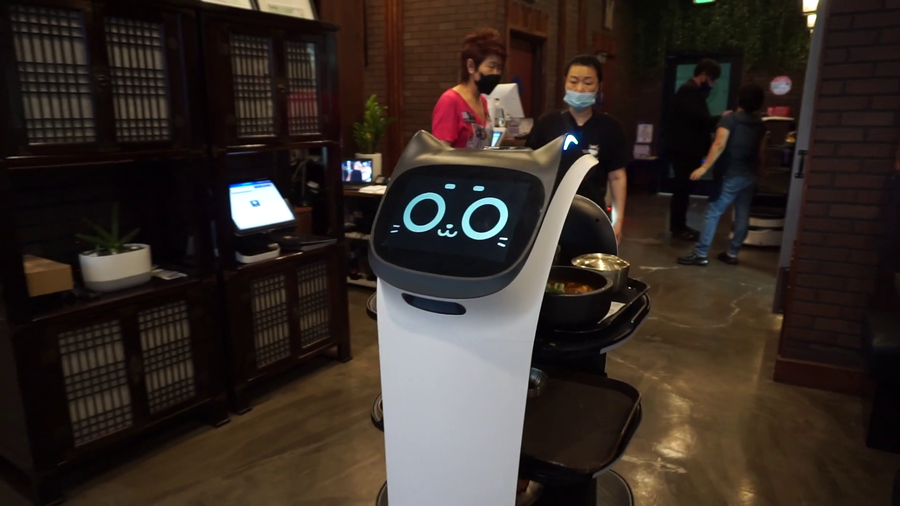 Navia Robotics Restaurant Robots Hit a High Note Serving Guests at Hanu Korean BBQ