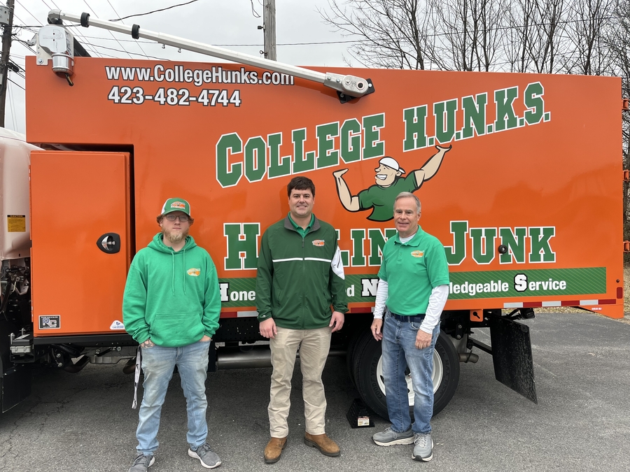 COLLEGE HUNKS HAULING JUNK AND MOVING® OPENS SECOND TENNESSEE LOCATION IN CHATTANOOGA