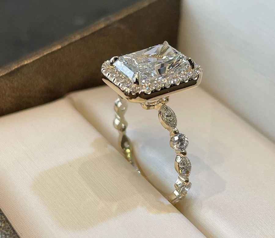 Alternative Rings for Modern Brides at Damiani Jewellers