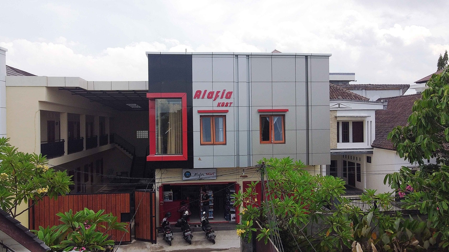 Find Luxurious Lodging at Alafia Kost in Indonesia at an affordable cost