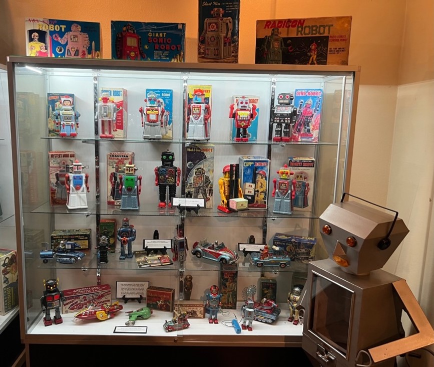 DFW Elite Toy Museum Announces a New Special Exhibit, “Robots and Space Toys,” Opening in September 2023