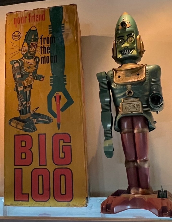 DFW Elite Toy Museum’s “Robots and Space Toys” Exhibit Highlights Big Loo Toy Robot from 1963