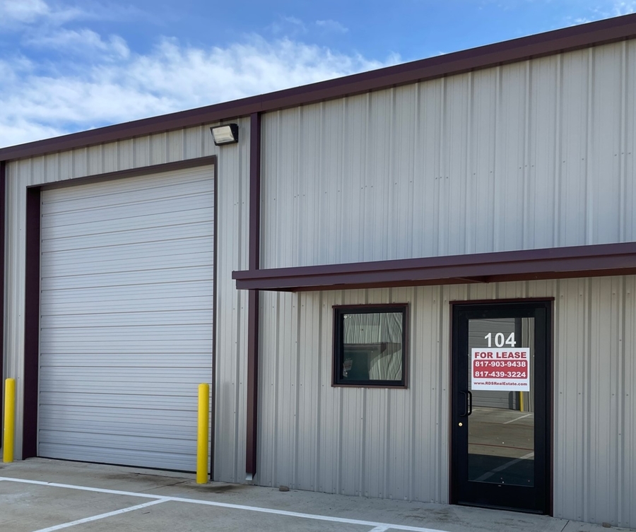 RDS Real Estate Presents Newly Available Commercial Space Near Alvarado, Texas