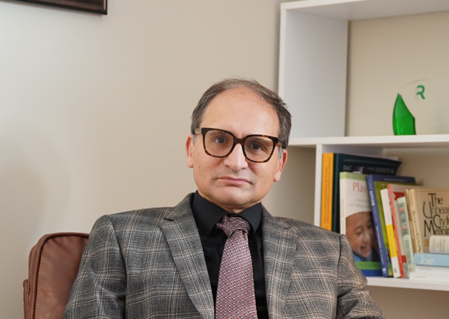 Dr. Hos Loftus Recognized as a 2025 Castle Connolly Top Doctor for Excellence in Neurology and Psychology