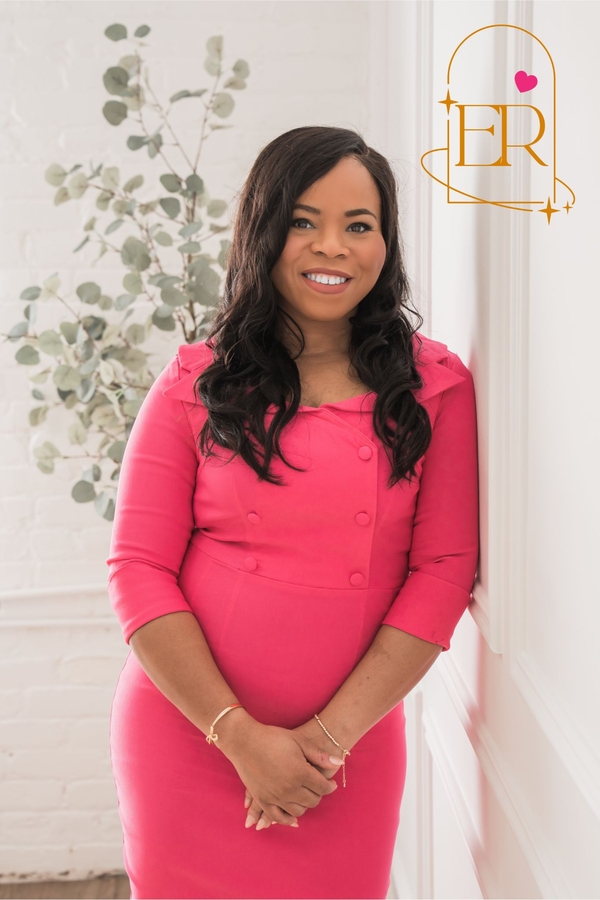 Felicity Morgan, Founder of Elite Rendezvous, Acquires “Tampa Bay, FL Singles” Facebook Community