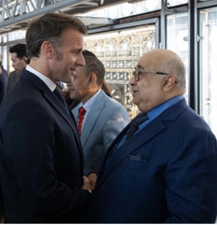 Sheikh Dr. Mohamed bin Issa Al Jaber Meets French President Emmanuel Macron in Paris