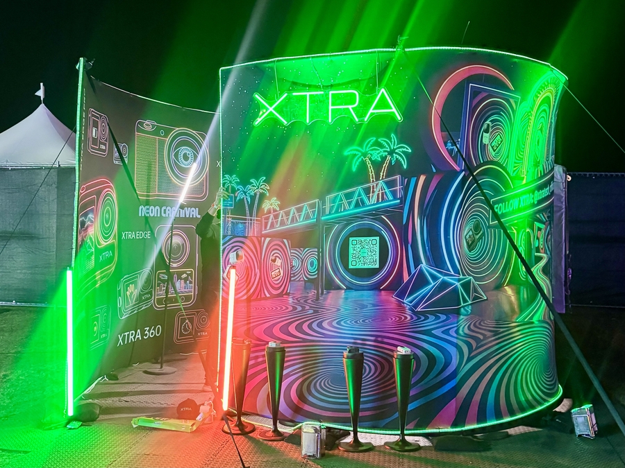 XTRA Brings Immersive FUN HOUSE 360° VIDEO EXPERIENCE to NEON CARNIVAL 2026