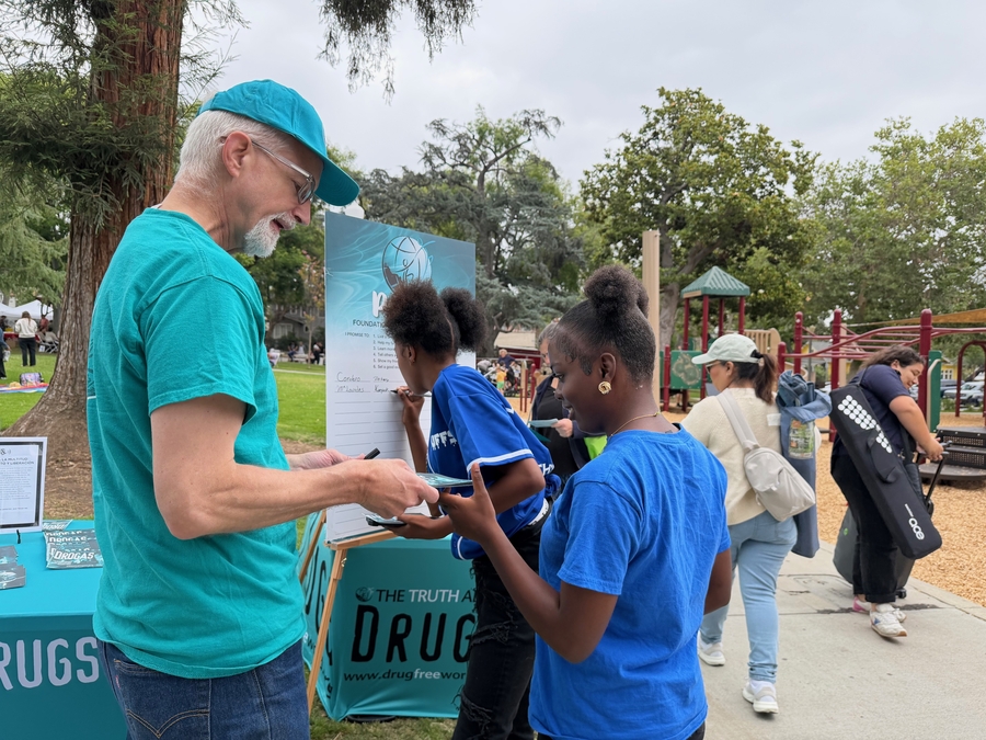 Drug-Free World Brings Prevention Education to Hundreds at La Pintoresca Park Family Fun Day