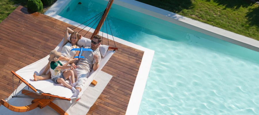 Lazy Daze Hammocks’ New Arrival: 12FT Quilted Double Hammock with V-Spreader Bar: Redefine Your Relaxing, Restorative Outdoor Lifestyle