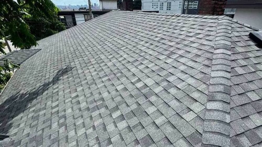 Marks Roofing Replaces 3,000 Sq. Ft. Asphalt Shingle Roof in North Vancouver